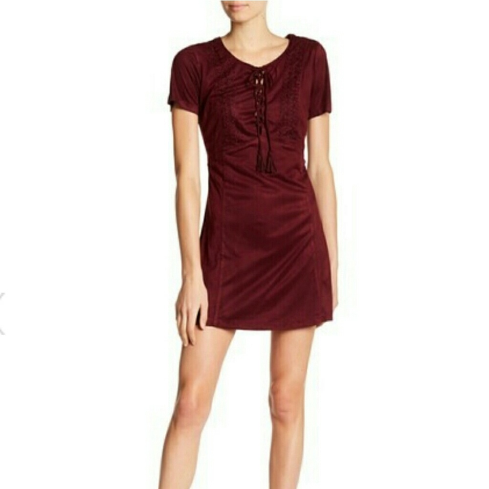 ✨Miss Me faux suede dress size medium color maroon